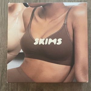 Skims Low back bra onyx size small medium with box